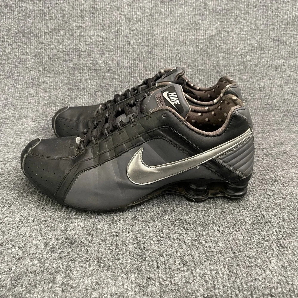 Nike shox shoes